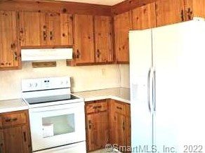 12 Countryside Ln #3, Middletown, CT 06457