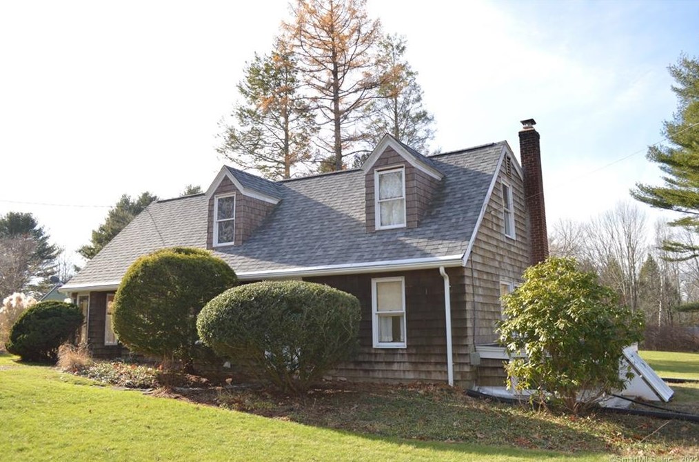 101 Willington Hill Rd, Storrs Mansfield, CT 06268