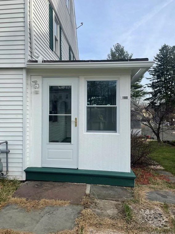 180 S Main St, Middletown, CT 06457