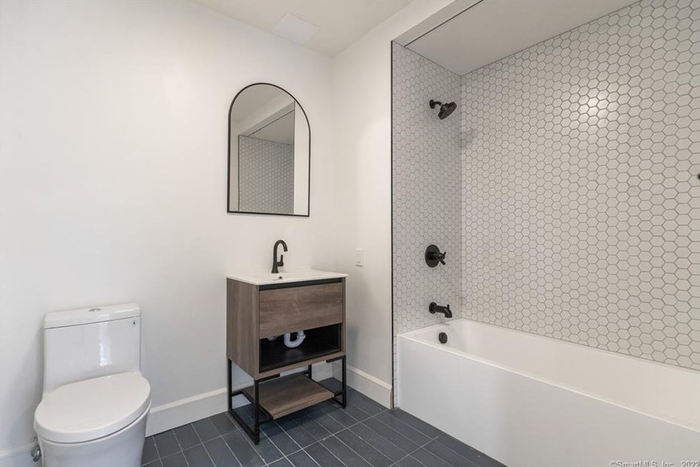 575 Whitney Ave #12, New Haven, CT 06511