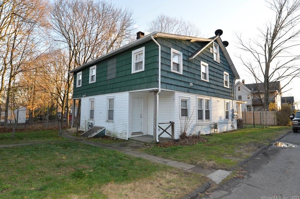 123 Fowler Avenue Ext, Meriden, CT 06451-2811