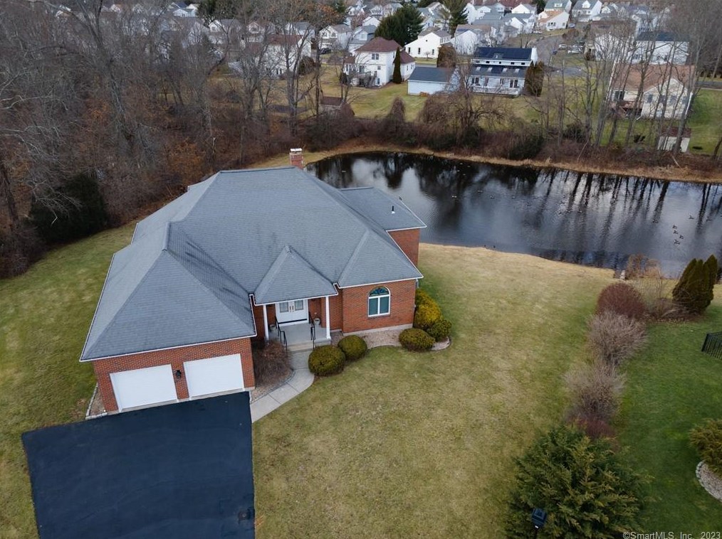 41 Victory Ln, Hartford, CT 06109-3983