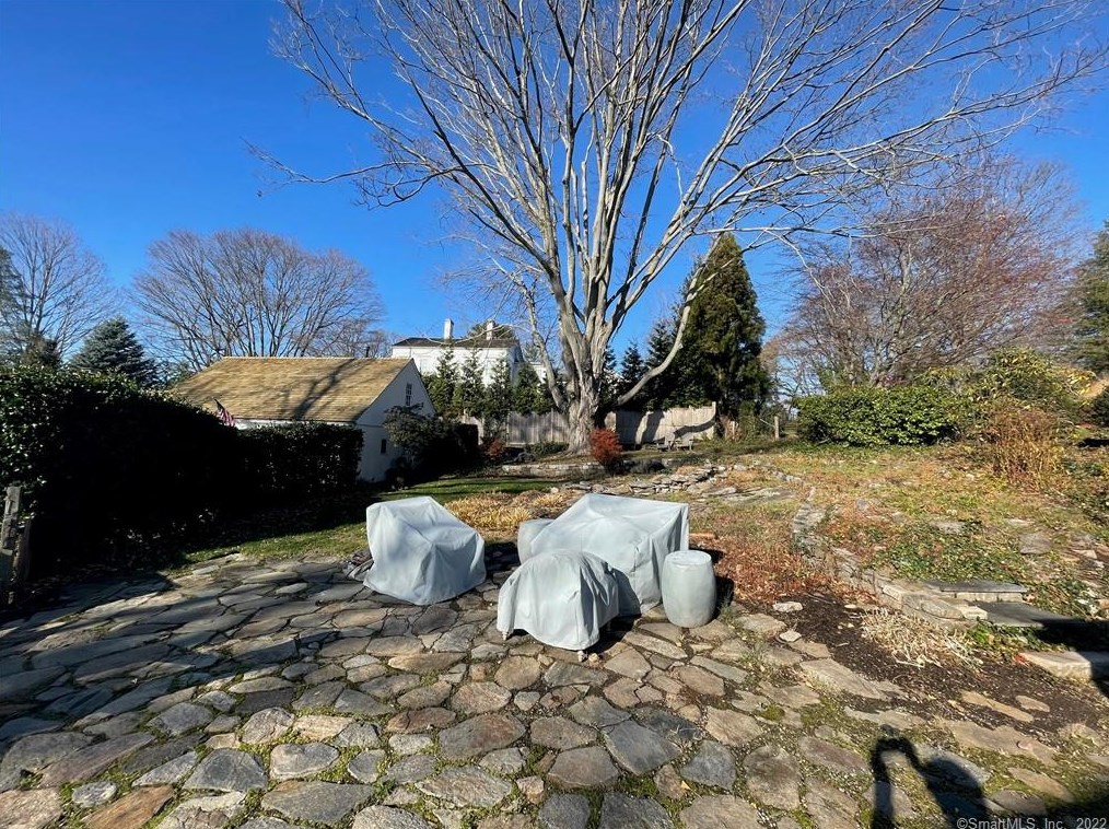 450 Harbor Rd, Southport, CT 06890