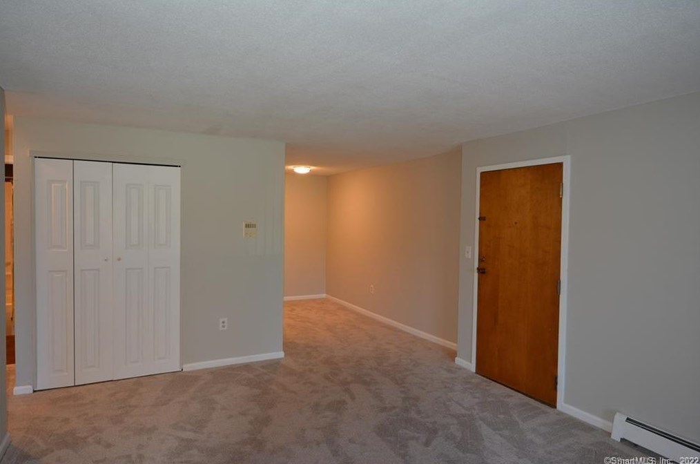 17 Stony Brook Dr #a2, Glastonbury, CT 06033