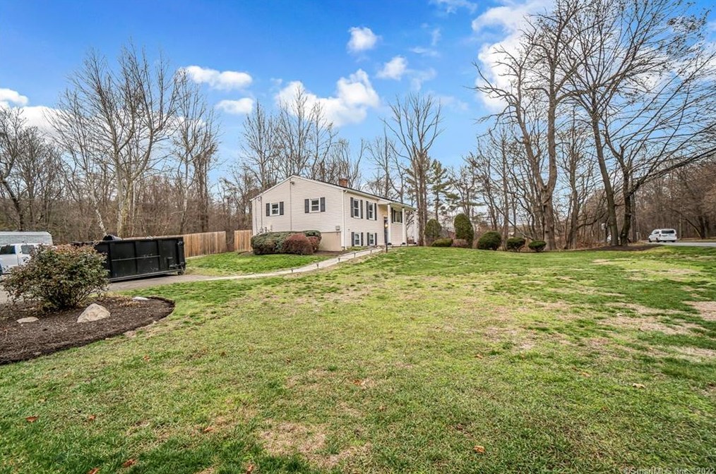 105 Danbury Rd, Wilton, CT 06897