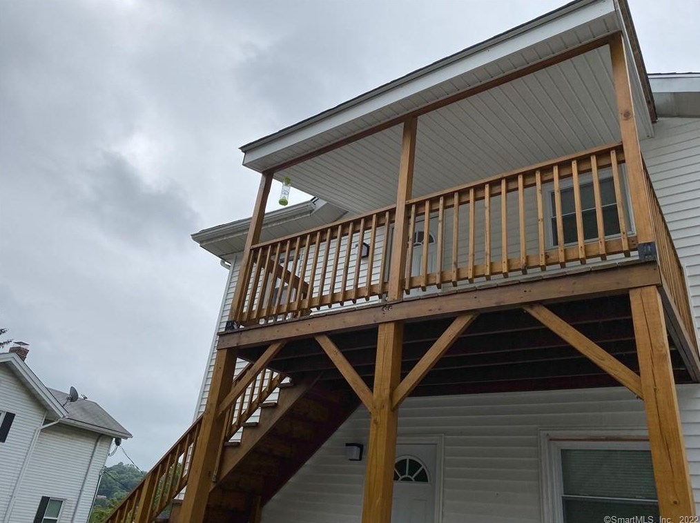 29 Moulthrop St #2, Ansonia, CT 06401