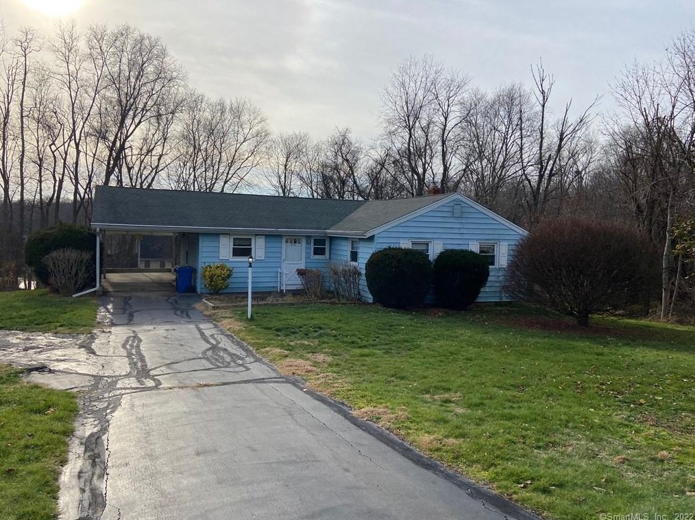 250 W Pond Rd Ext, North Branford, CT 06471