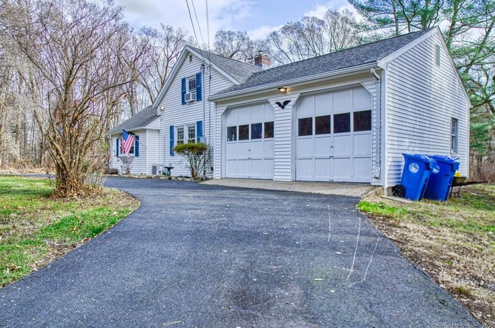 202 Old Stafford Rd, Tolland, CT 06084