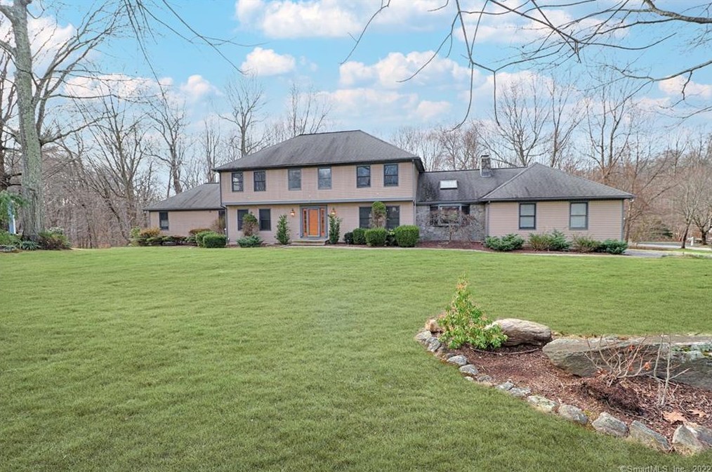 49 Nelson Brook Rd, Upper Stepney, CT 06468