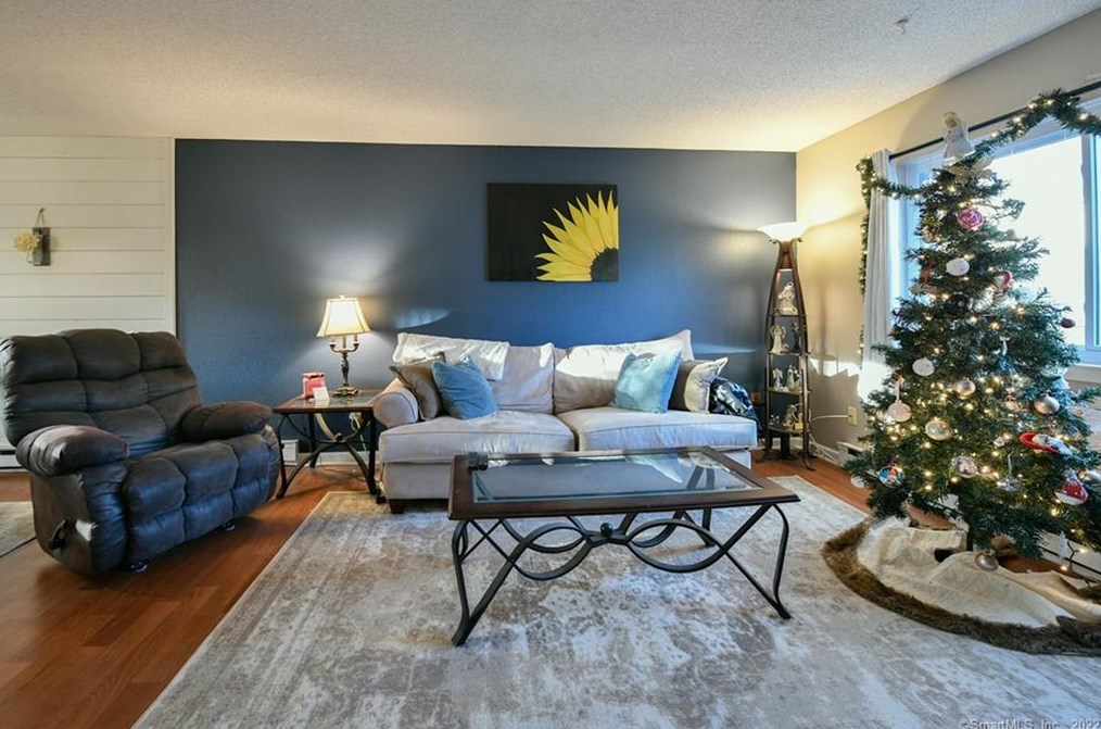 925 Oronoke Rd #13b, Waterbury, CT 06708