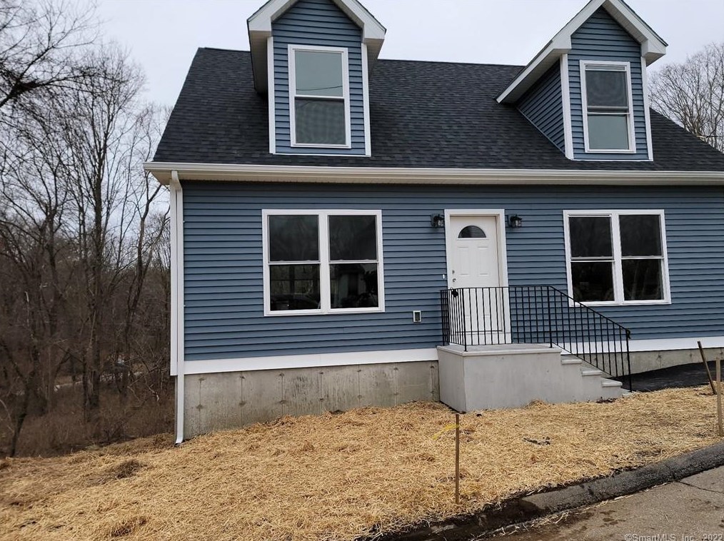 61 Railroad, Killingly, CT 06241