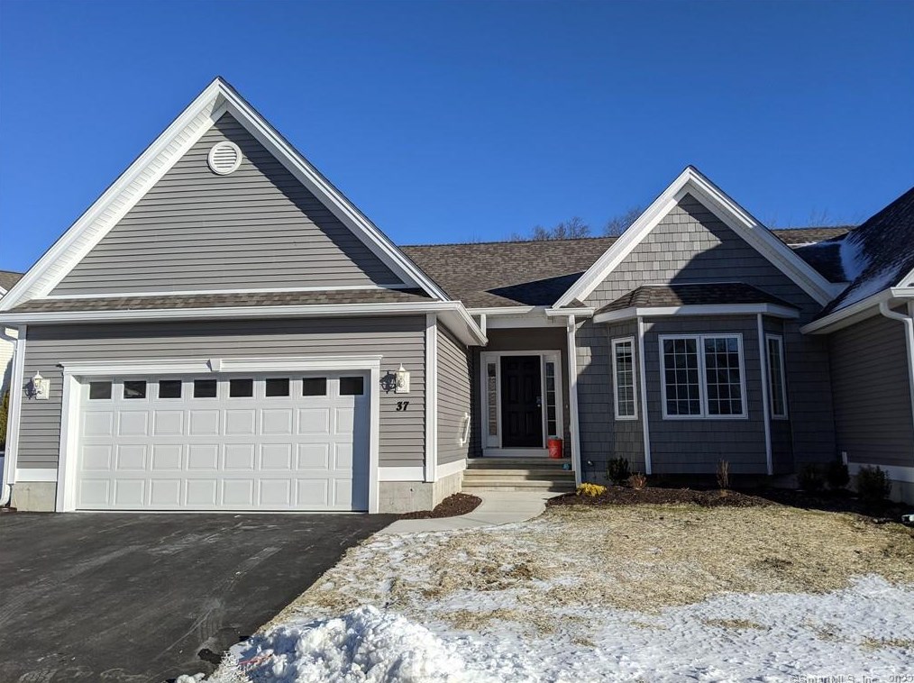 94 Stonehouse Rd #37, Coventry, CT 06238