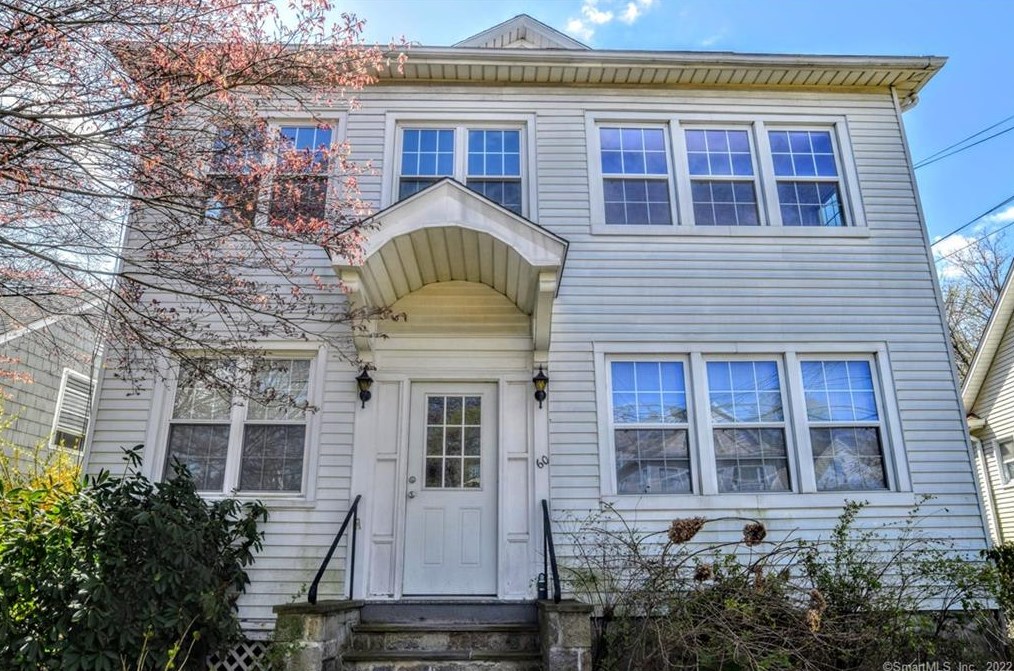 60 Puritan Ln #1, Stamford, CT 06906