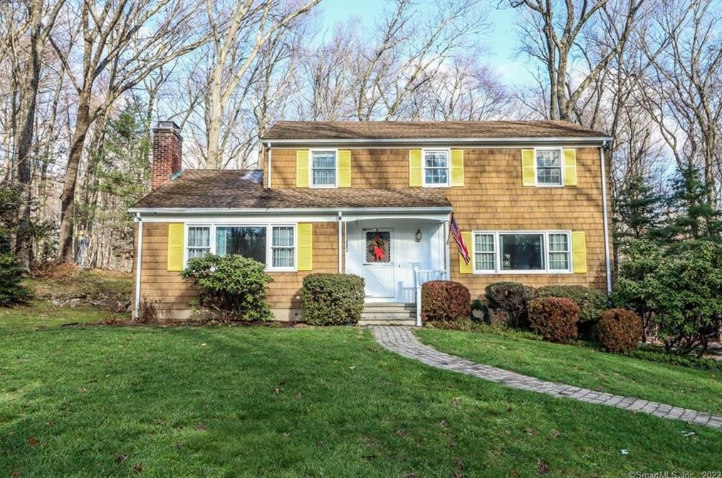 22 Old Lantern Dr, Wilton, CT 06897