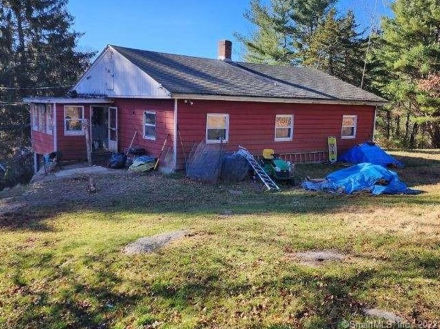 12 Rhode Island Line Rd, Putnam, CT 06260