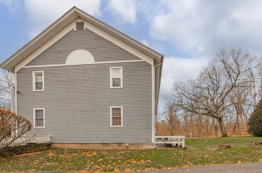 22 Main St Ext #b5, Simsbury, CT 06081