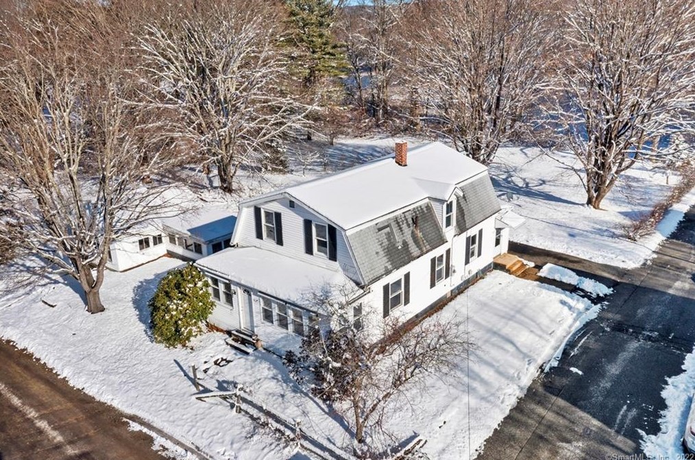 162 River St, Killingly, CT 06239