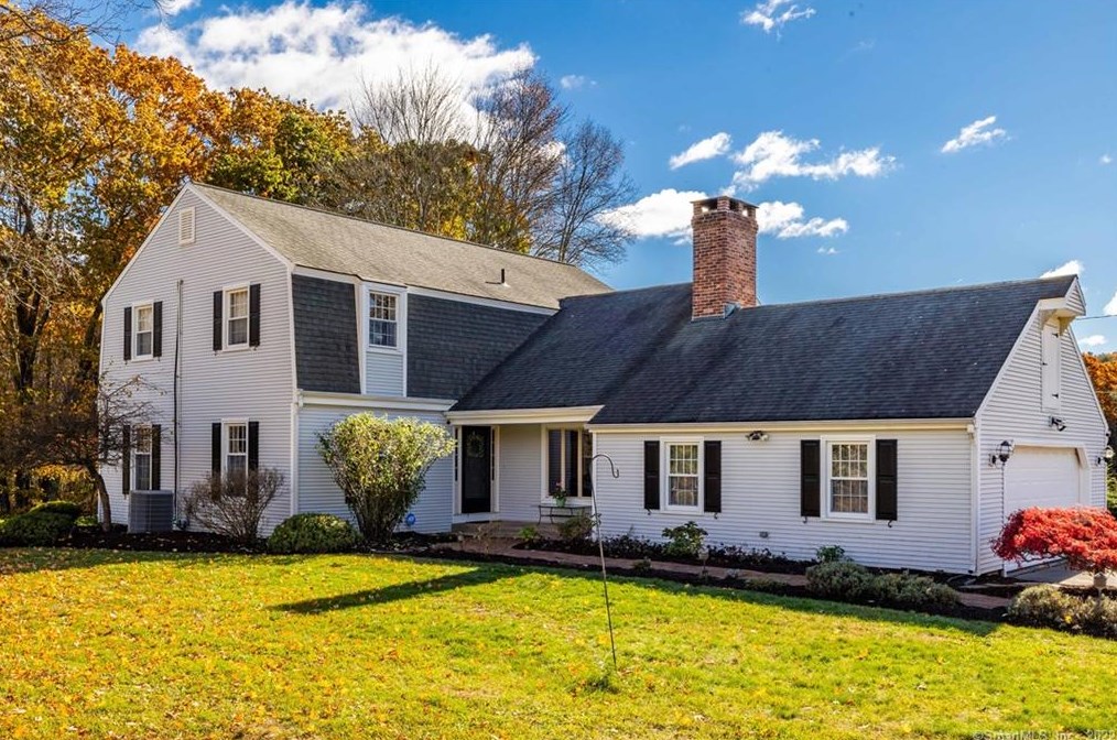 80 Owens Ln, Glastonbury, CT 06033