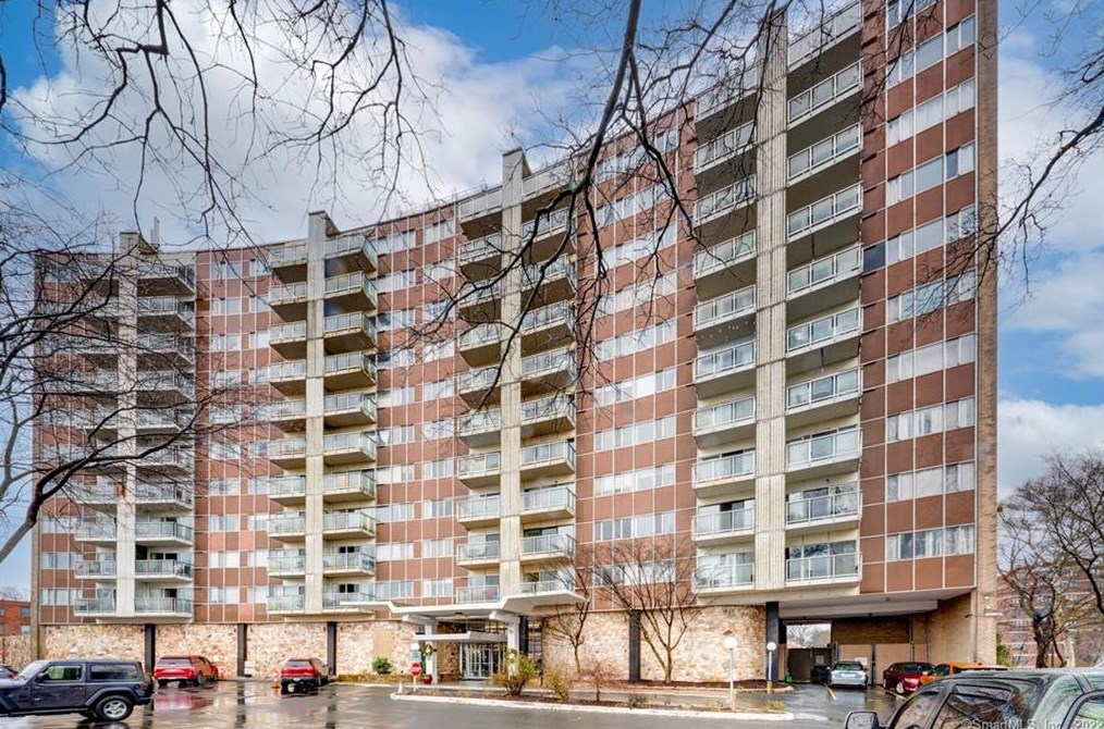 30 Woodland St #10jk, Hartford, CT 06105