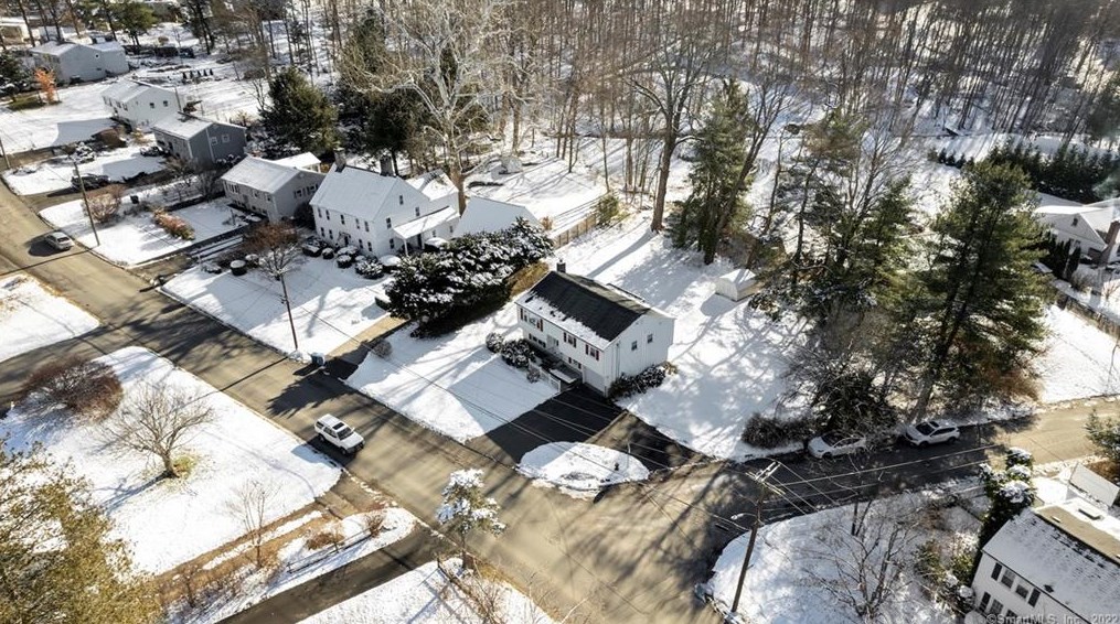 47 Milwaukee Ave, Bethel, CT 06801