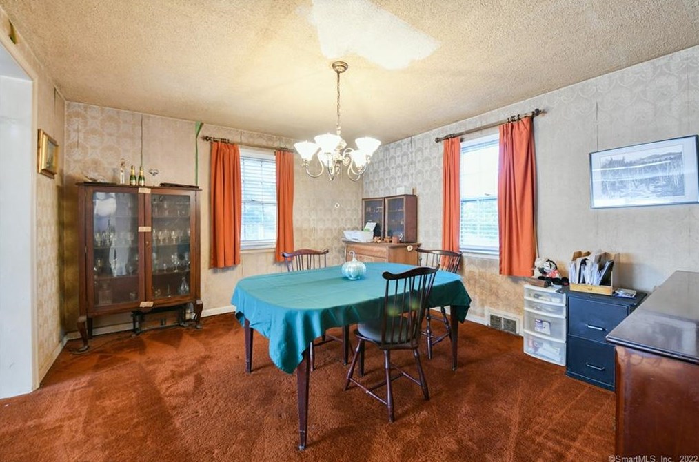 12 Pratt St, Rocky Hill CT  06067-2613 exterior