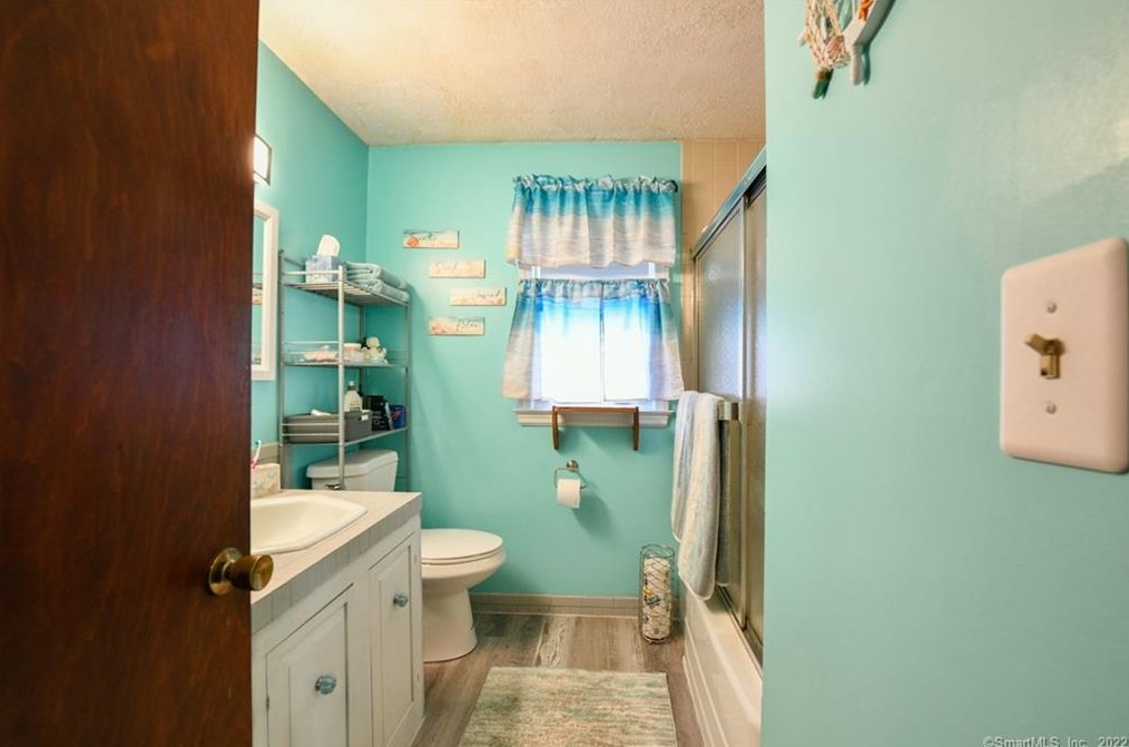 12 Pratt St, Rocky Hill CT  06067-2613 exterior