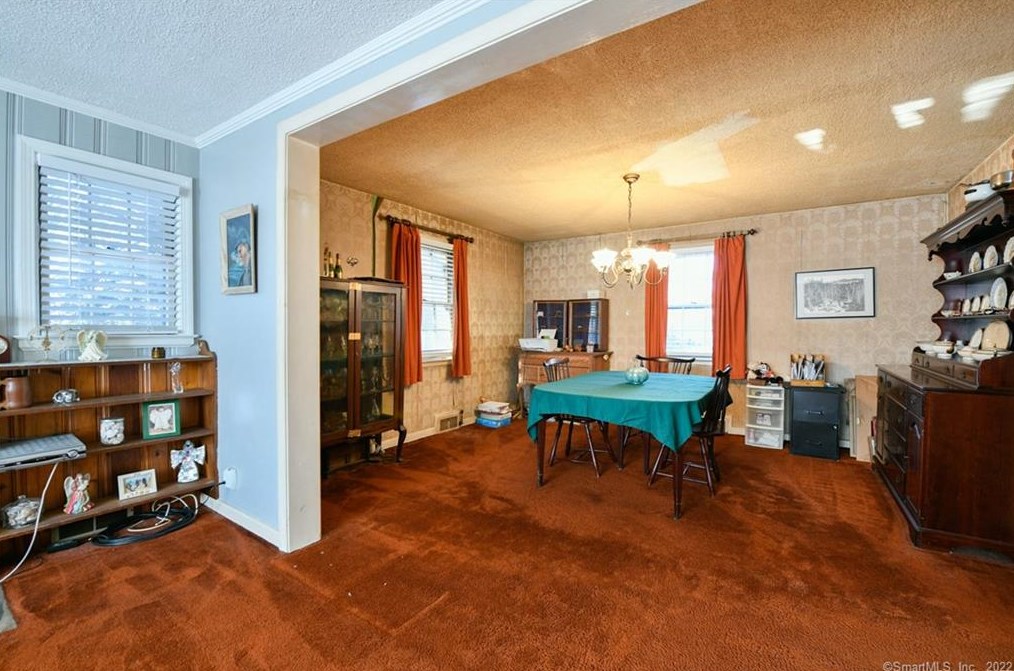 12 Pratt St, Rocky Hill CT  06067-2613 exterior