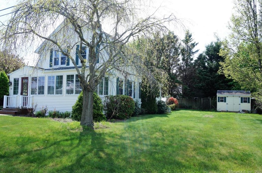 60 Sea Crest Ave, Niantic, CT 06357