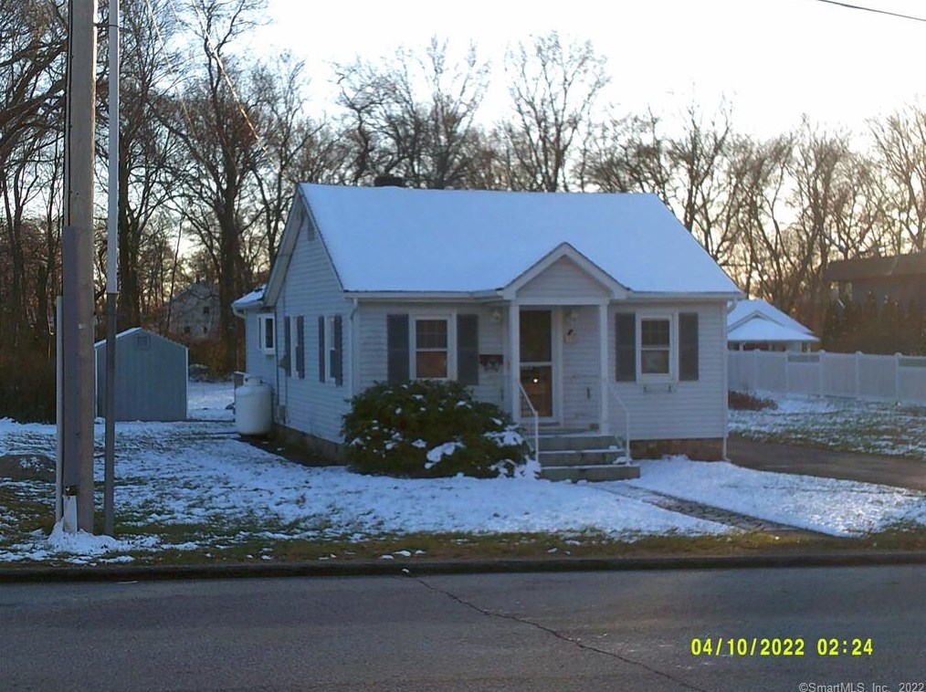 79 Virginia Ave, Groton, CT 06340
