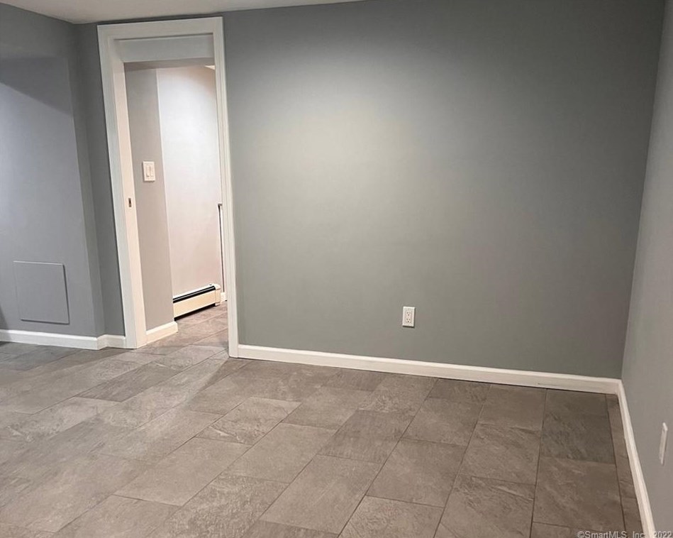 152 Thompson St #ll, Stratford, CT 06615