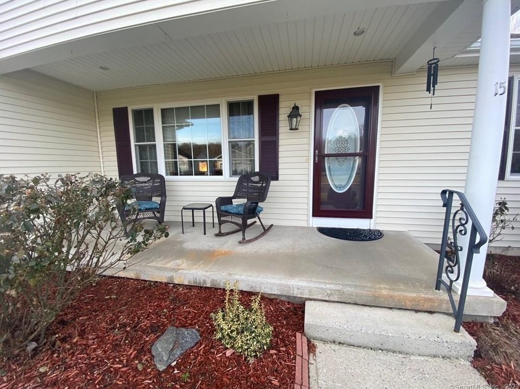 15 Acorn Dr #15, East Windsor, CT 06016