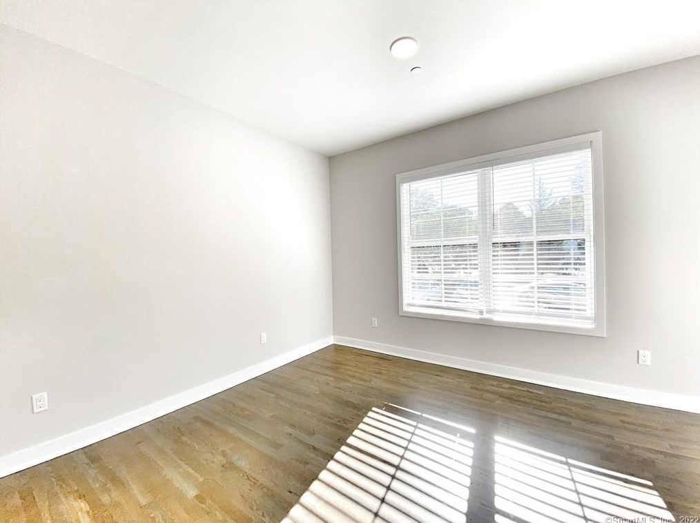 4 Berkeley St #3, Norwalk, CT 06850