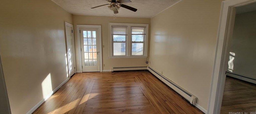 30 Merriam Ave, Bloomfield, CT 06002