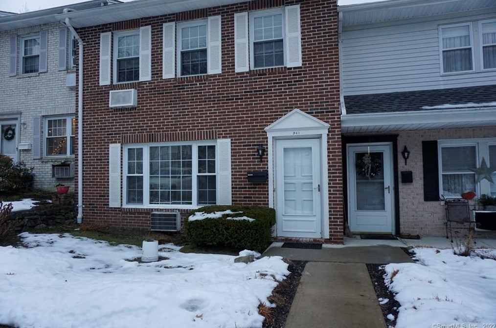 41 Surrey Ln, Torrington, CT 06790