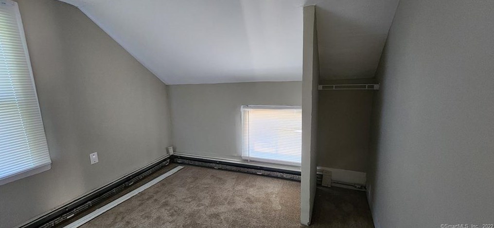 4 Maiden Ln, Vernon CT 06066-3707 exterior