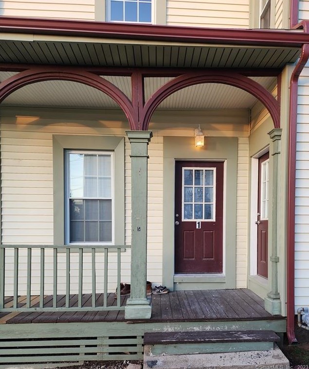 5 Bristol St #1, Southington, CT 06489