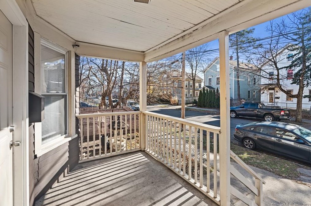 43 Gilbert Ave, New Haven CT  06514-3324 exterior