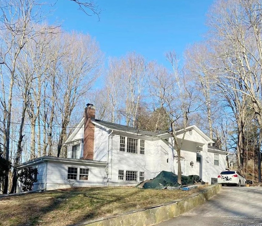 50 Carroll Ave, Norwich, CT 06360
