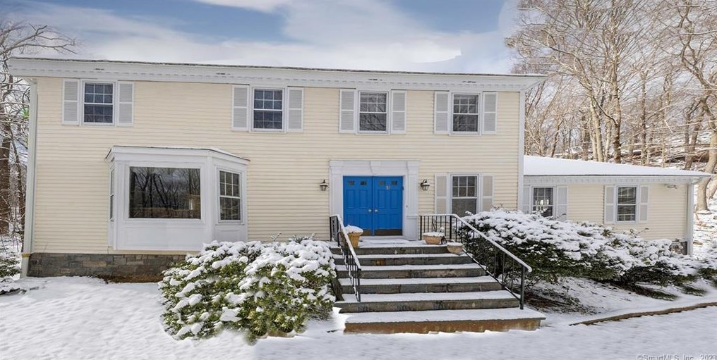 37 Buckspen Ln, Ridgefield, CT 06877