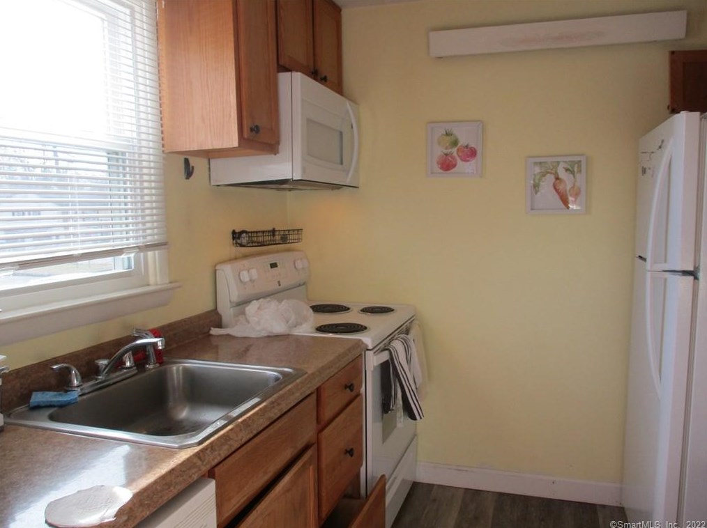 43 Hiltbrand Rd #2-5, Bristol, CT 06010