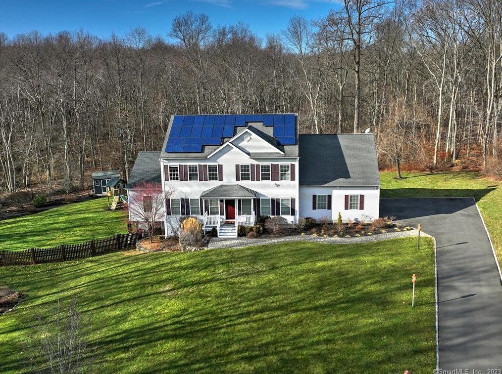 19 Founders Way, Orange, CT 06477