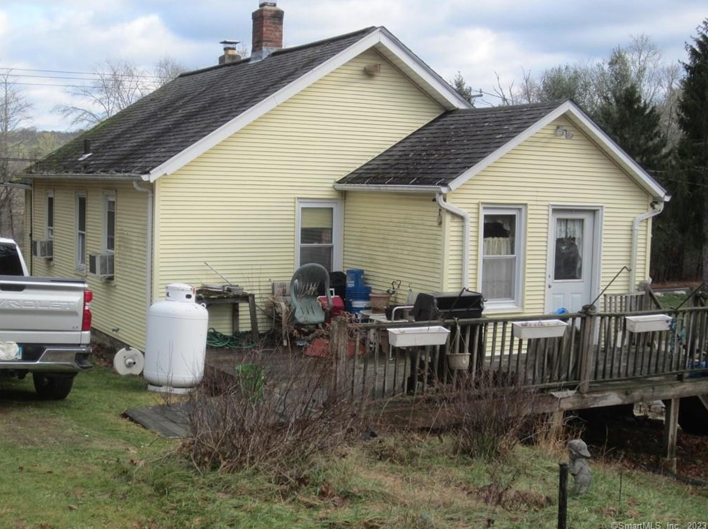 491 Westcott Rd, Killingly, CT 06239