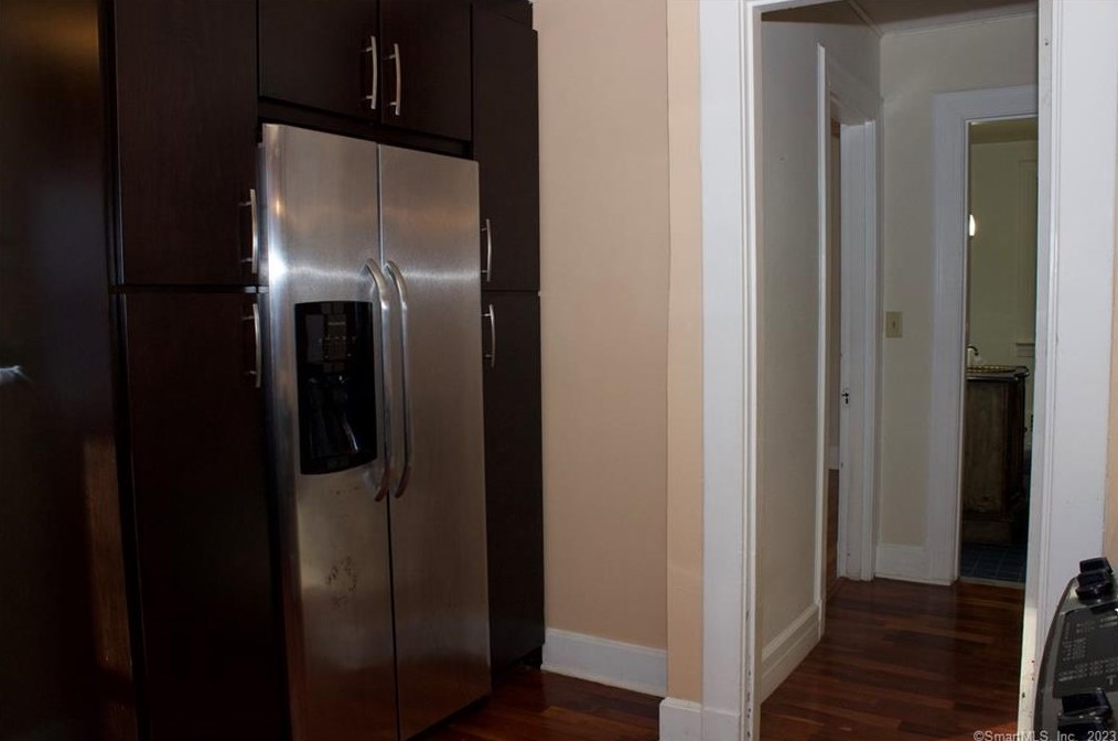 1078 Whitney Ave, New Haven CT  06517-3400 exterior