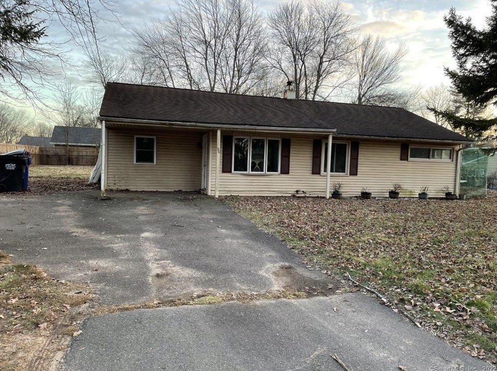 90 Prospect Hill Dr, East Windsor, CT 06088