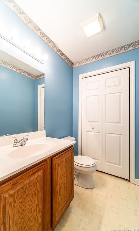 422 Jones Rd, Union City CT  06770-1533 exterior