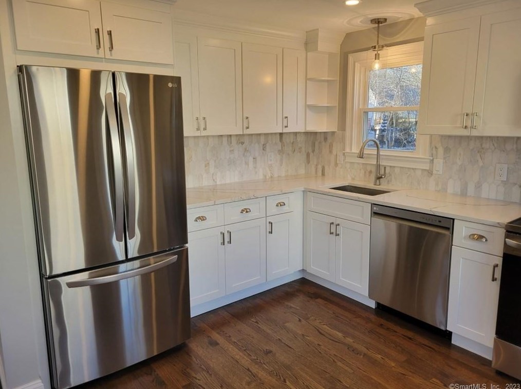 77 Ronald Rd, New Britain, CT 06053