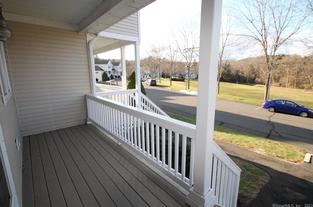 23 Copper Creek Cir, Newtown, CT 06470-2641
