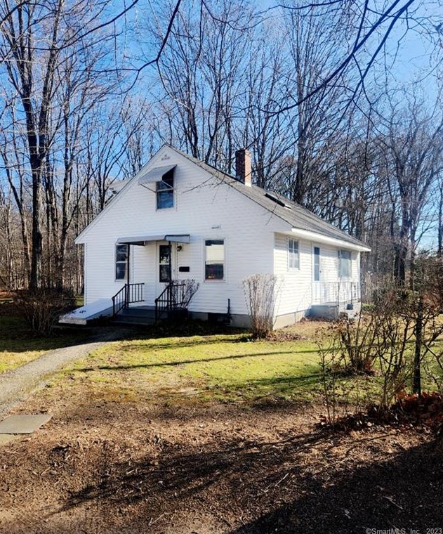 373 Main St, Deep River, CT 06417