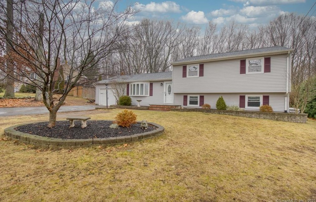 350 Camp St, Plainville, CT 06062