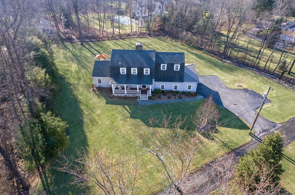 49 Shadow Ln, Ridgefield, CT 06877